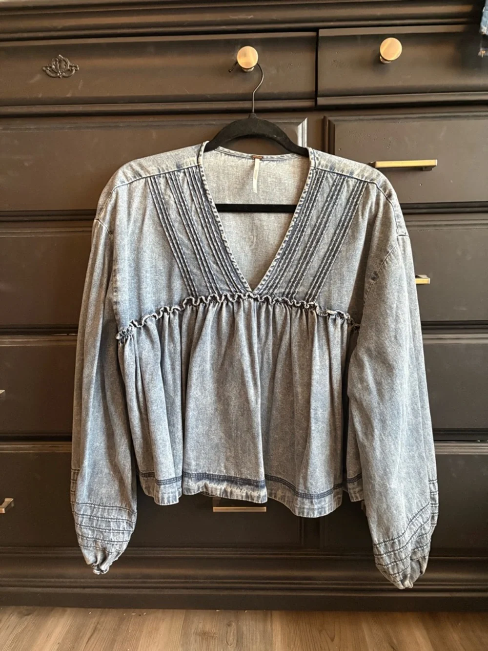 Free People Medium Denim Blue Jean Charlotte Blouse Peplum Top Shirt - Picture 2 of 6